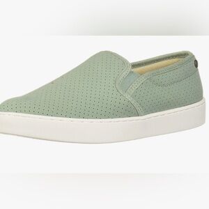 Spenco Celine Slip-on Sage Size 9.5